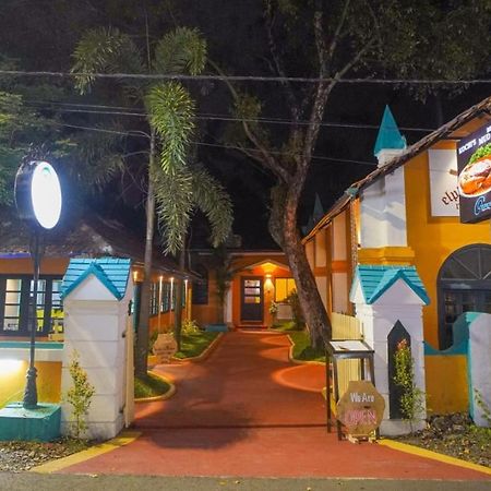 Elphinstone Residency Bed and Breakfast Kochi Exteriör bild