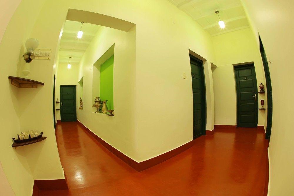 Elphinstone Residency Bed and Breakfast Kochi Exteriör bild