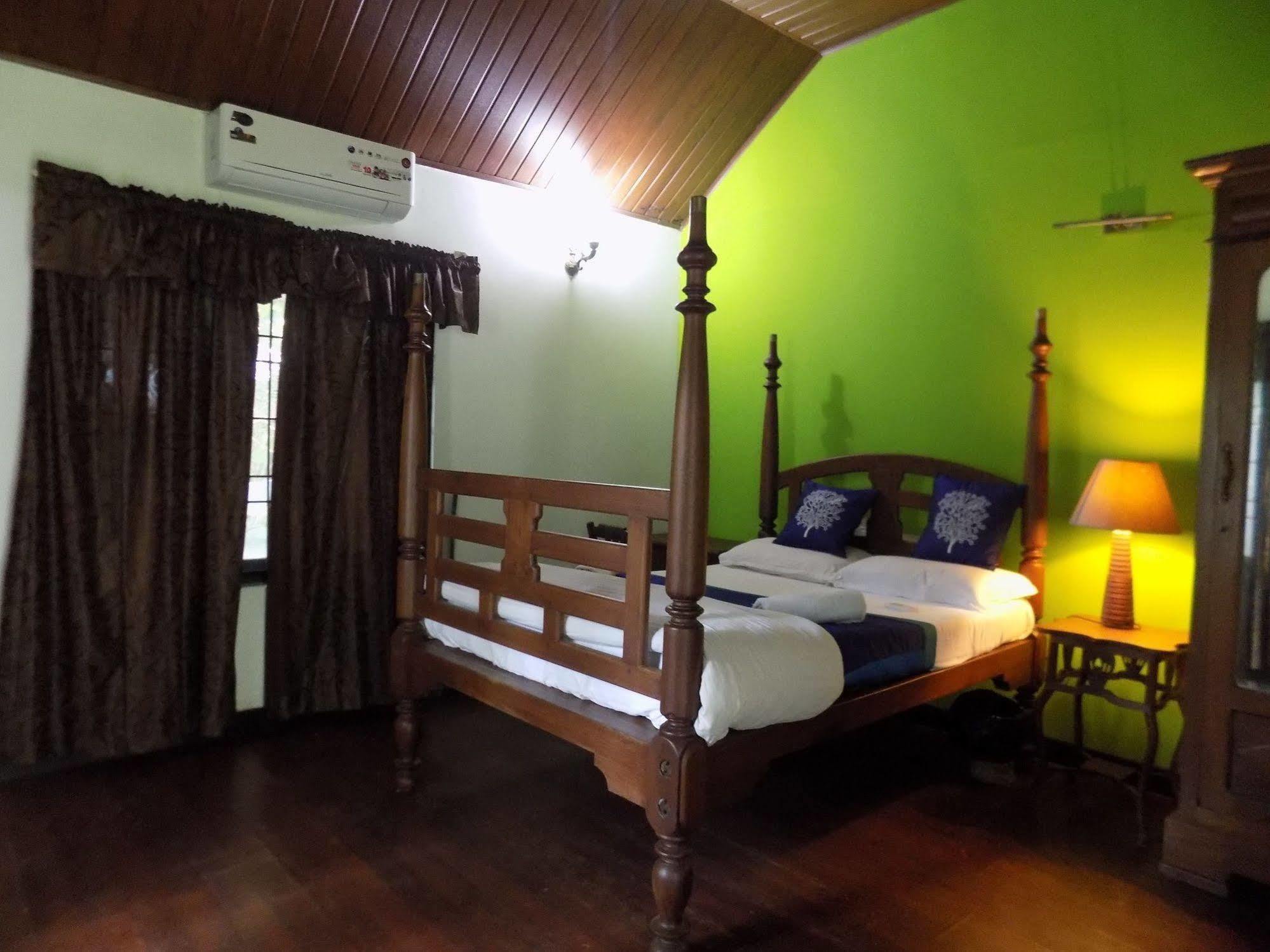 Elphinstone Residency Bed and Breakfast Kochi Exteriör bild